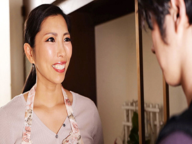 お婆ちゃんと孫 ～とても孫がいるとは思えないスタイル抜群の爆乳美魔女との精子カラッポ小悪魔豊乳性活～ かおる（55歳/Jカップ）　サンプル画像12